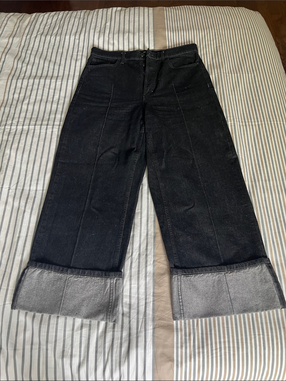 Banana Republic Black Wide-Leg Cropped Jeans with Rolled Gray Cuffs